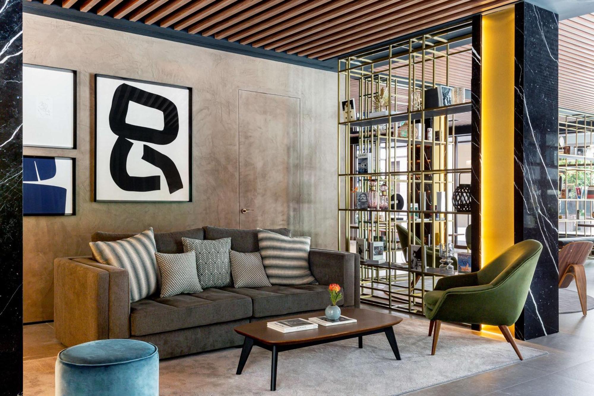 Radisson Collection Hotel, Magdalena Plaza Sevilla Bagian luar foto Lobby